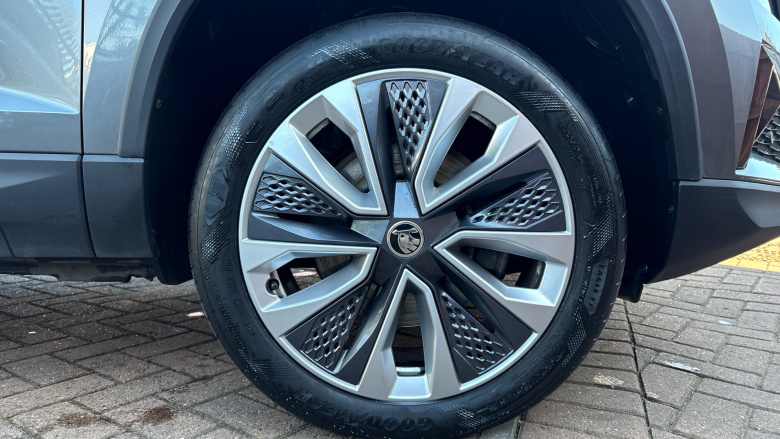 Skoda Karoq 1.5 TSI SE L 5dr DSG Petrol Estate